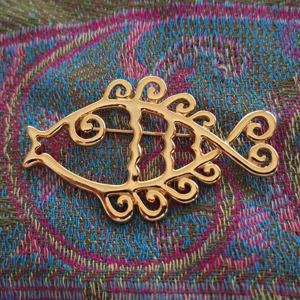 Vintage Fish Brooch Pin Gold-tone Metal